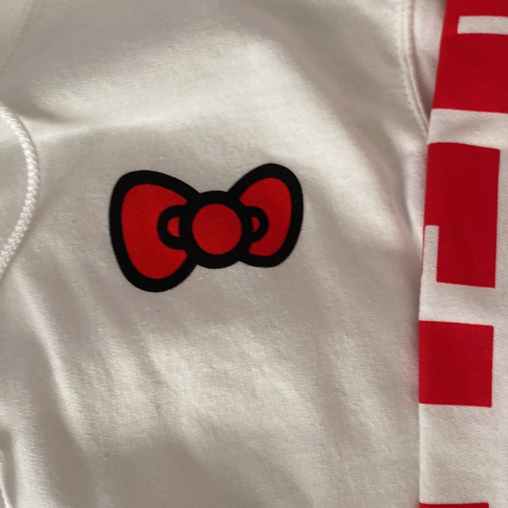 White Hello Kitty Hoodie NWOT - Picture 3 of 5